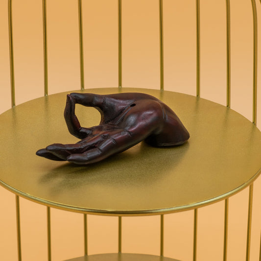 Mano de madera para inciensos